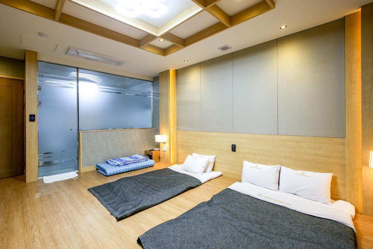Shell Stone Yeosu Business Hotel Exterior foto