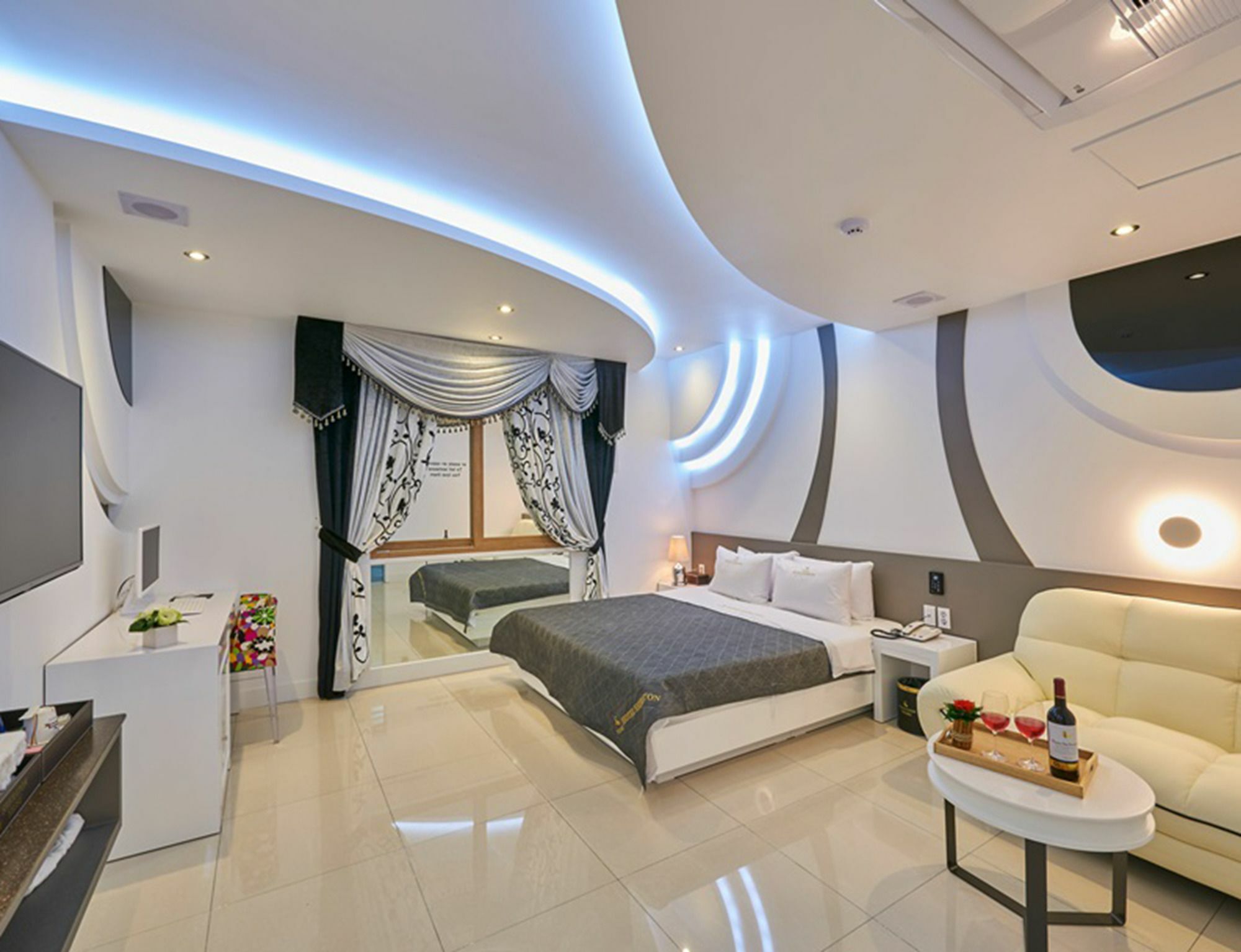 Shell Stone Yeosu Business Hotel Exterior foto